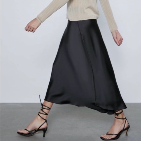 ZARA SATIN EFFECT MIDI SKIRT BLACK M - Picture 13 of 13
